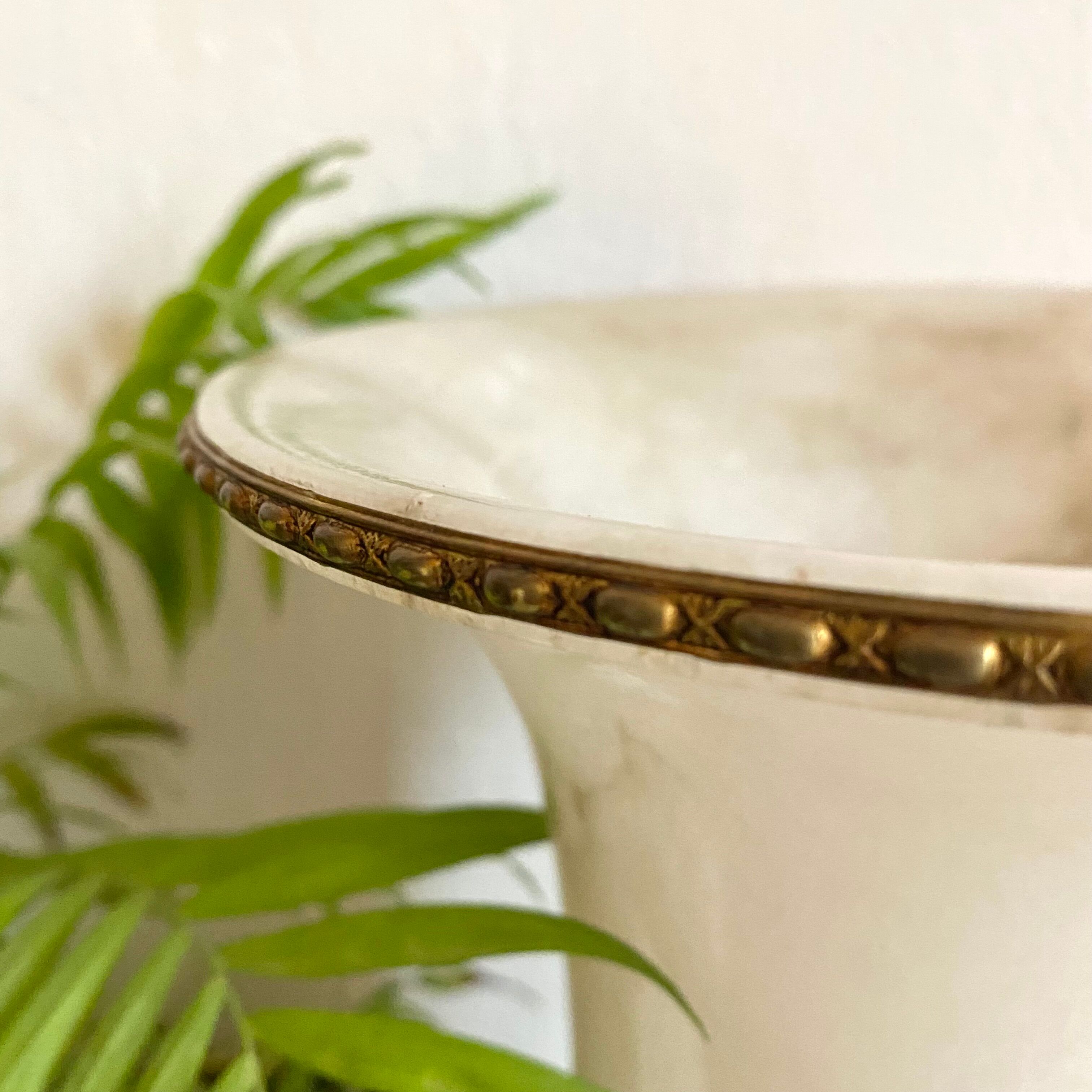 Vintage Medicis lamp in alabaster and brass