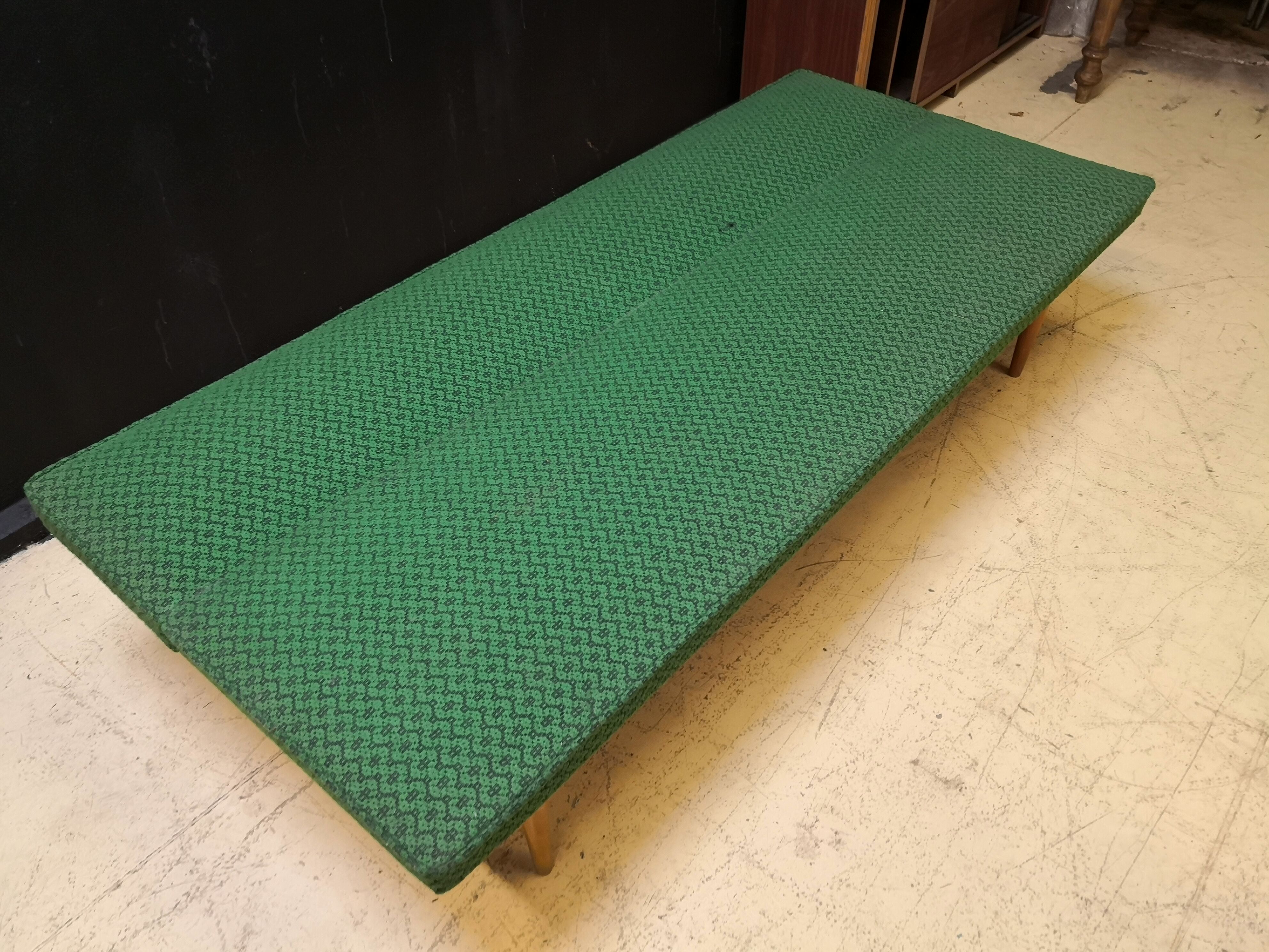 Sofa daybed Miroslav Navratil Czechoslovakia 1960