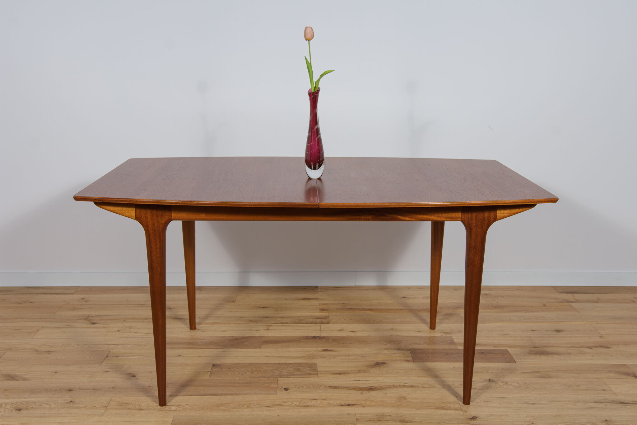 Mid-century teak extendable dining table from Mcintosh, 1960s