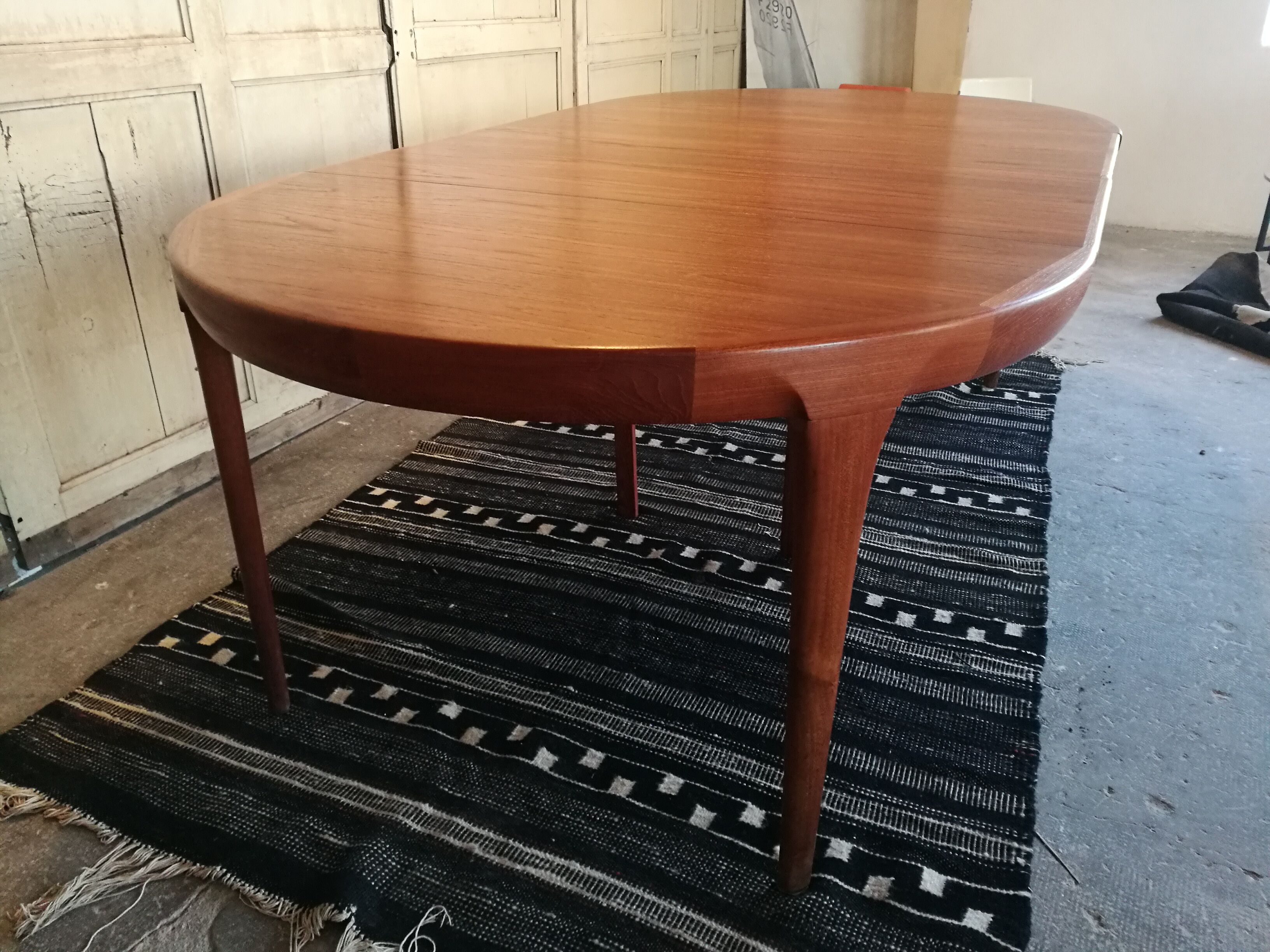 Danish teak table by Kofod Larsen for Faarup Møbelfabrik