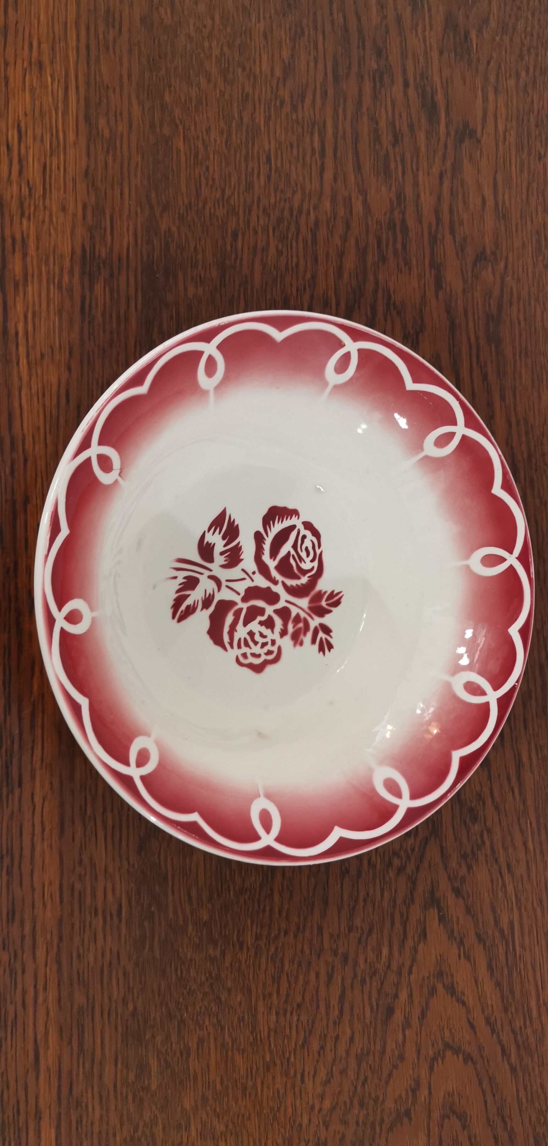 Old Digoin Sarreguemines salad bowl in red and white porcelain N°9545