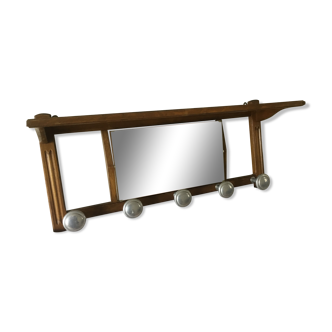 Wall coat rack