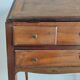 Bureau de pente en bois naturel