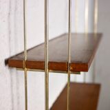 Modular shelves String style