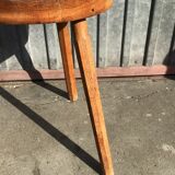 Vintage rustic tabouret