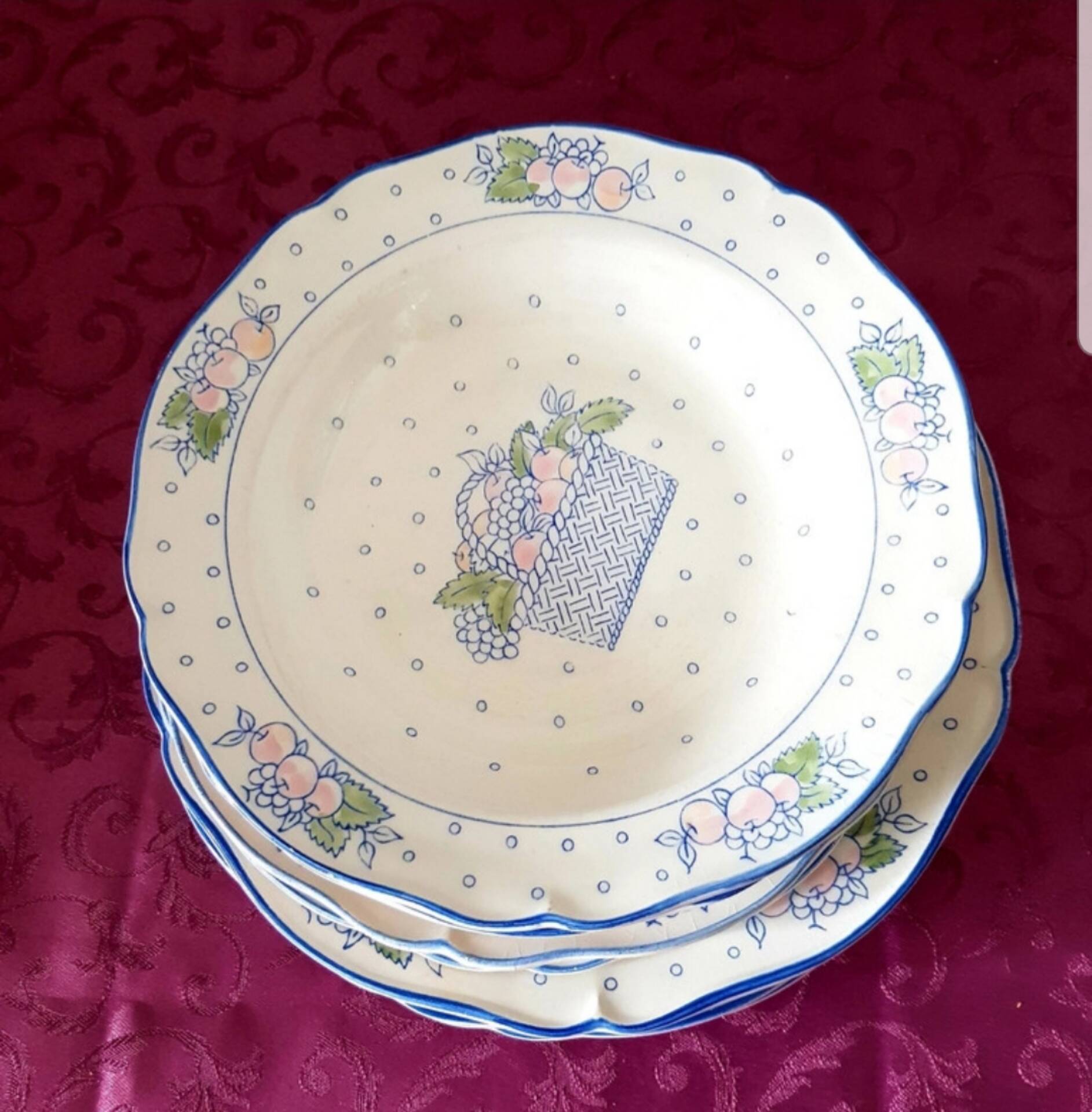 Ansemble de7 anciennes assiettes ,  Gien