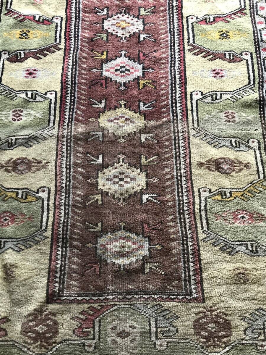 Vintage Milas prayer rug in grey wool — Turkey, 1930s, traditional patterns