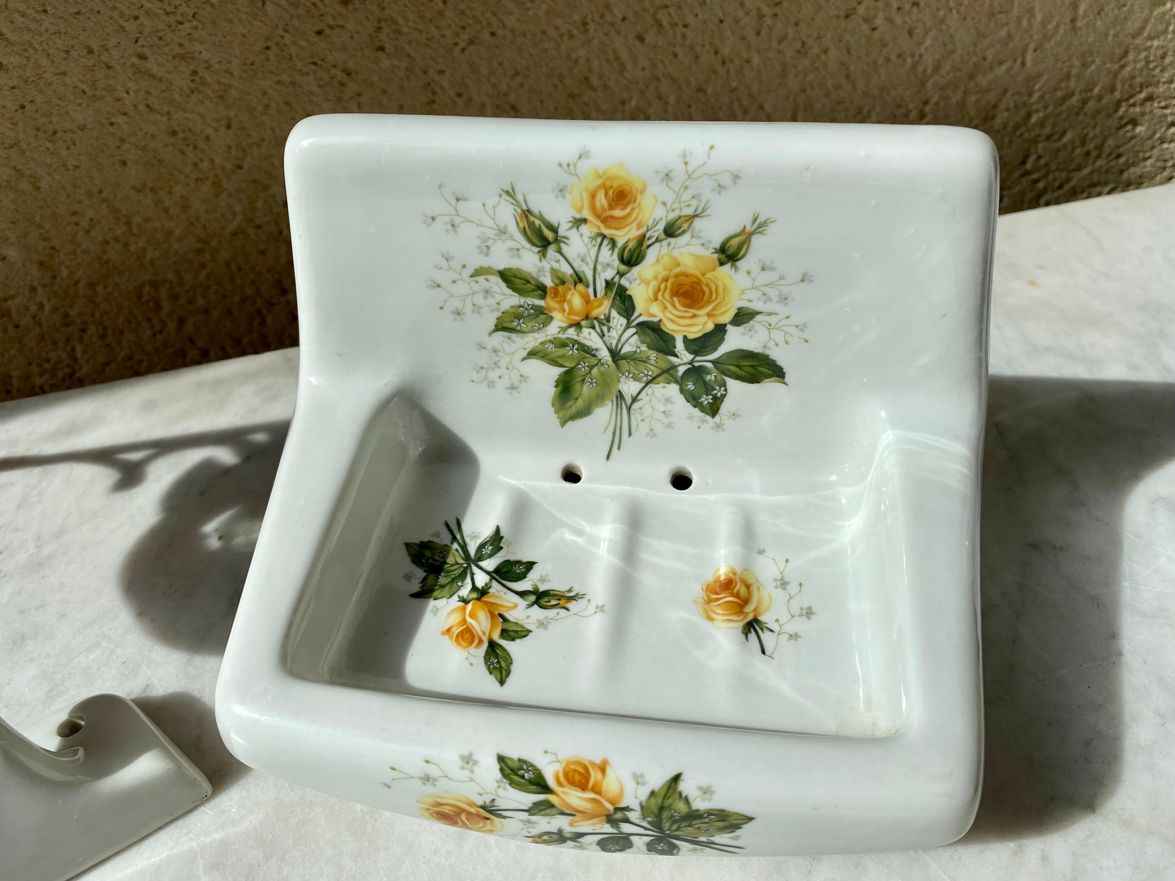 Soap holder and porcelain hook of Limoges Champs-Elysées vintage 60