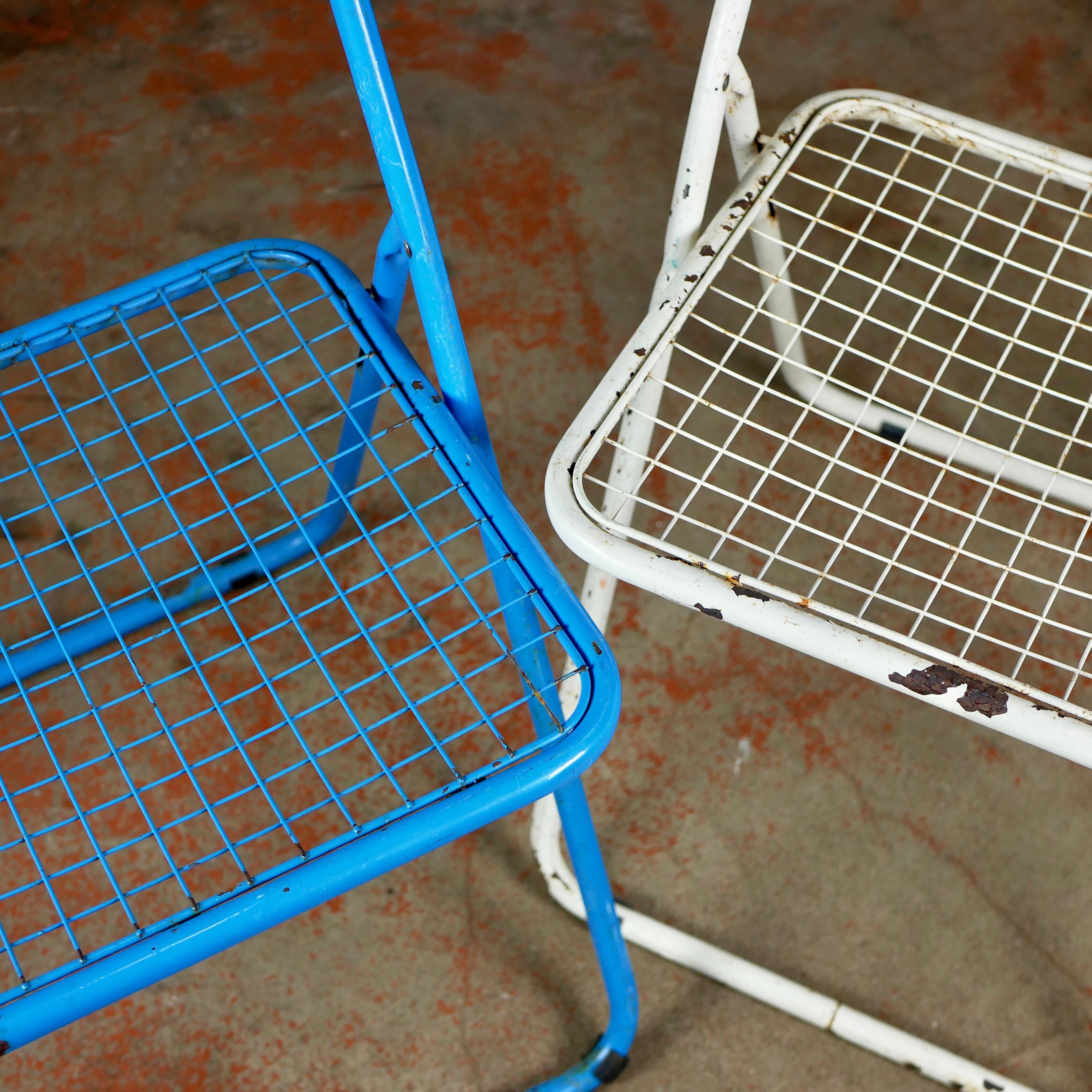 Series of 4 Ted Net chairs, by Niels Gammelgaard