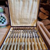 Dessert fork or oysters