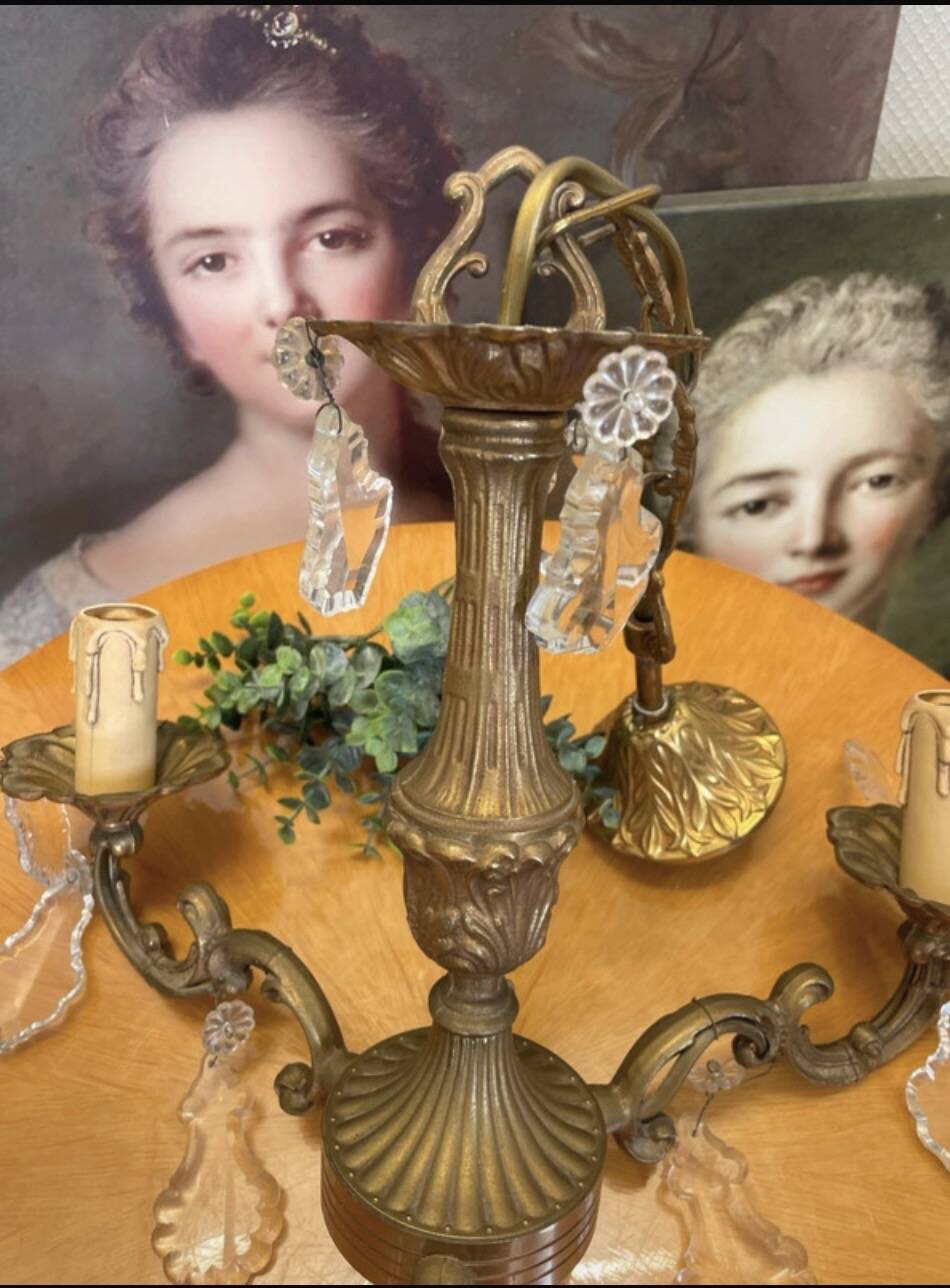 Lustre en bronze ancien pampilles