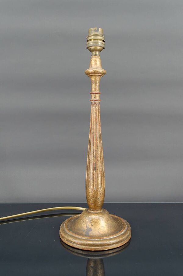 Lampe Art Deco en bois doré, France, Circa 1920