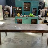 Farm table