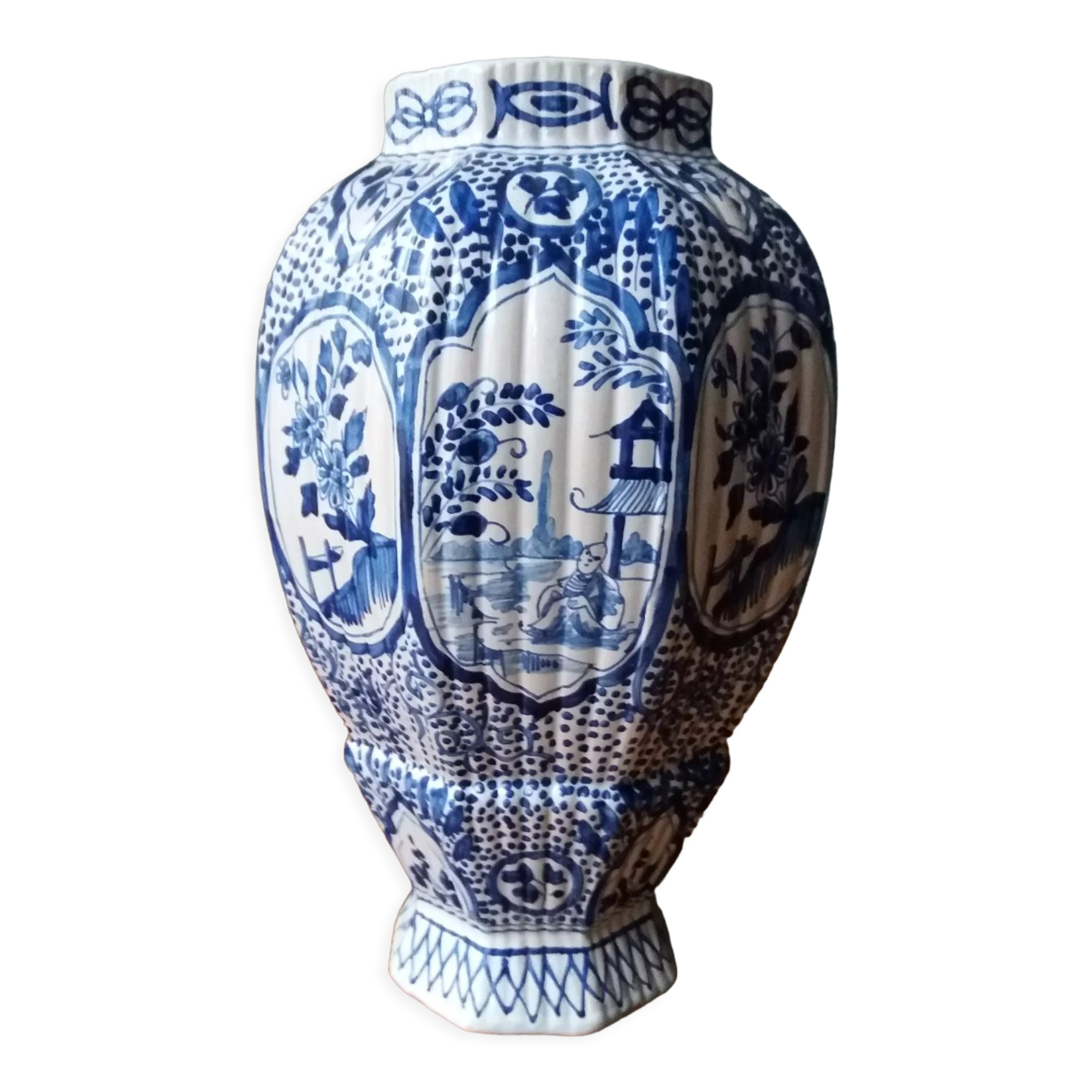 Blue and white baluster vase