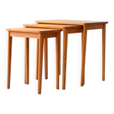 Nesting tables from the 60s