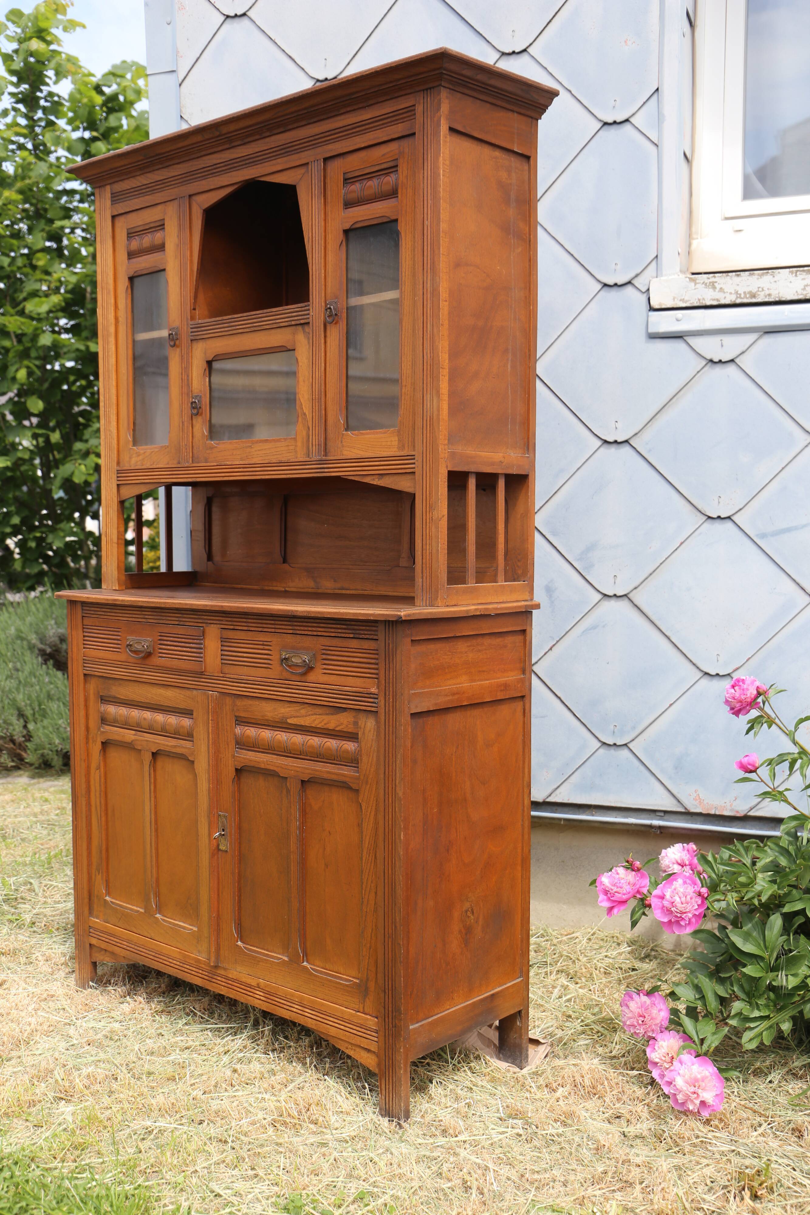 Vaisselier / buffet two body, vintage