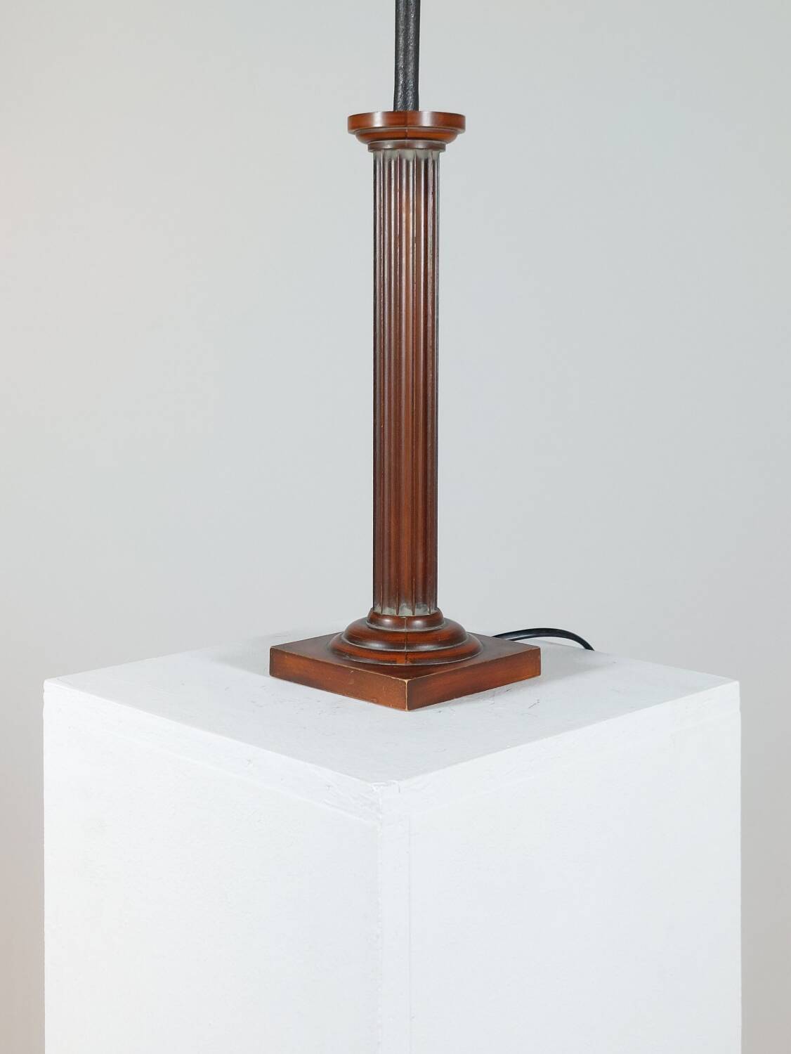 Vintage Mid Century table lamp column decor plissee shade