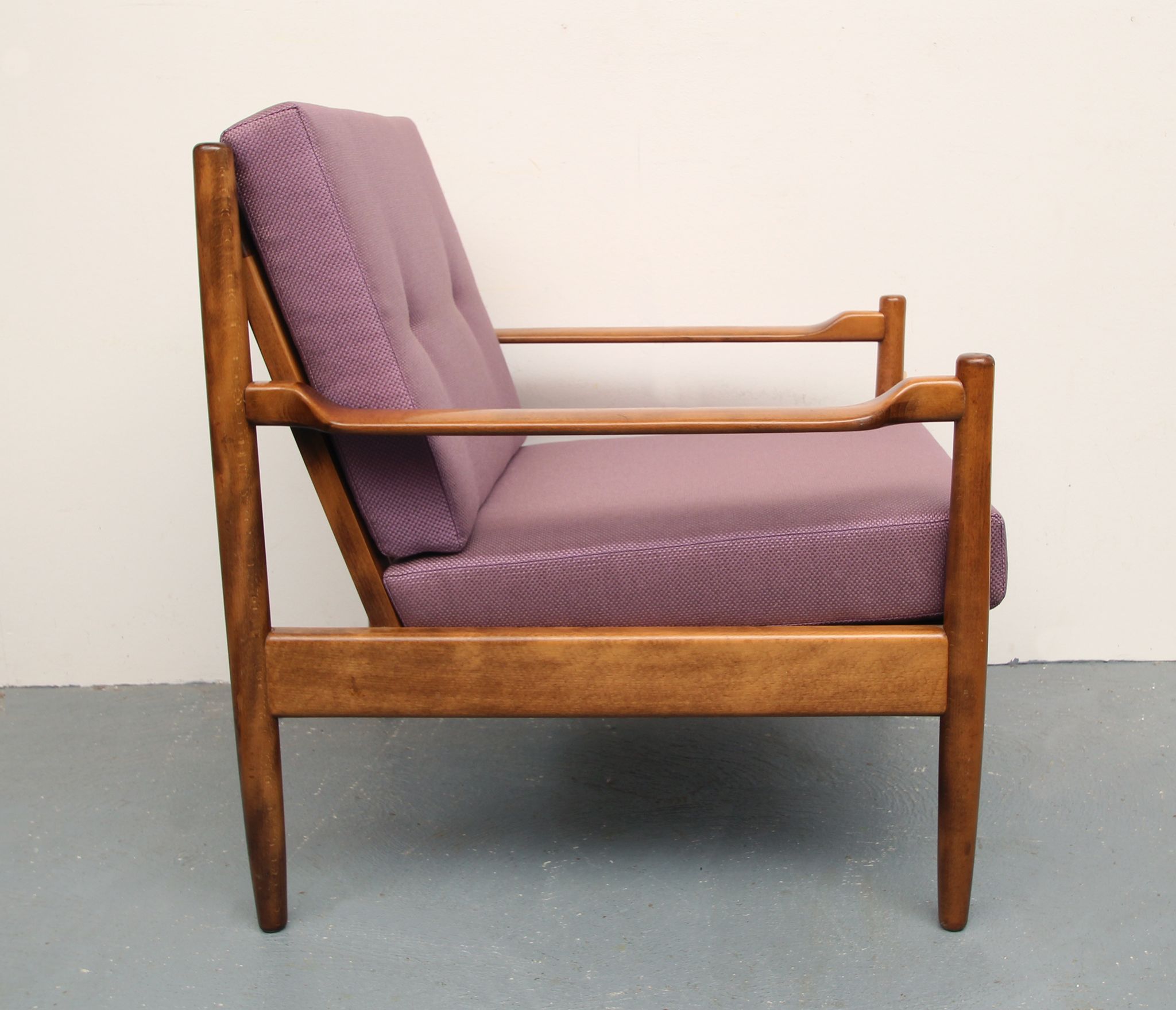 1960s armchair in lilac