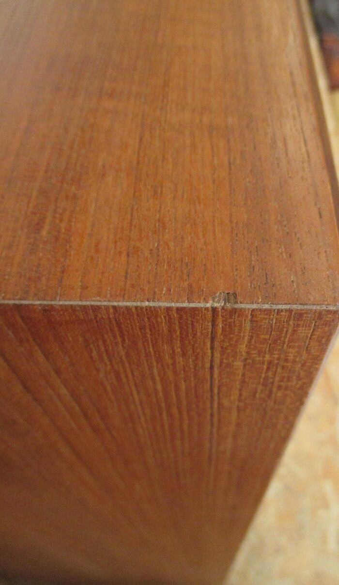 Buffet in teak doors sliding