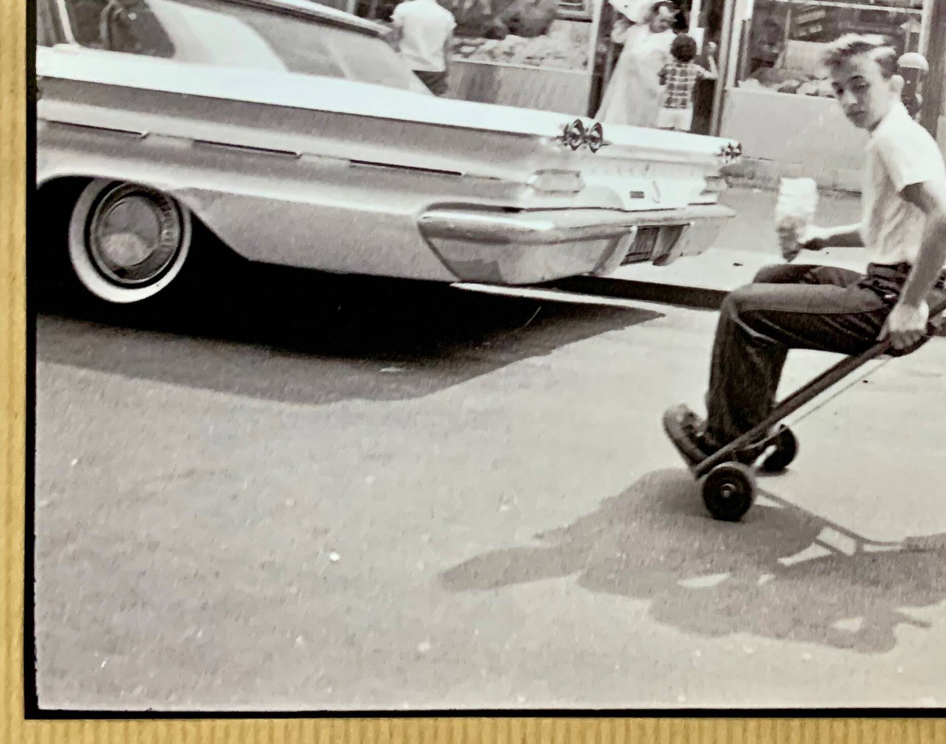 Street scene in Little Italy, Manhattan (1964) – A photo full of life