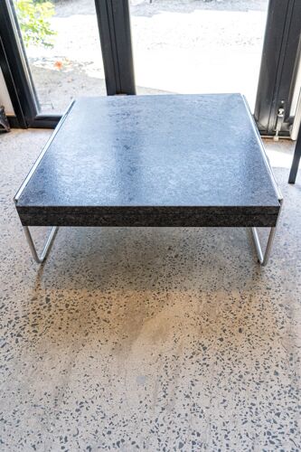 Table basse en pierre silver grey