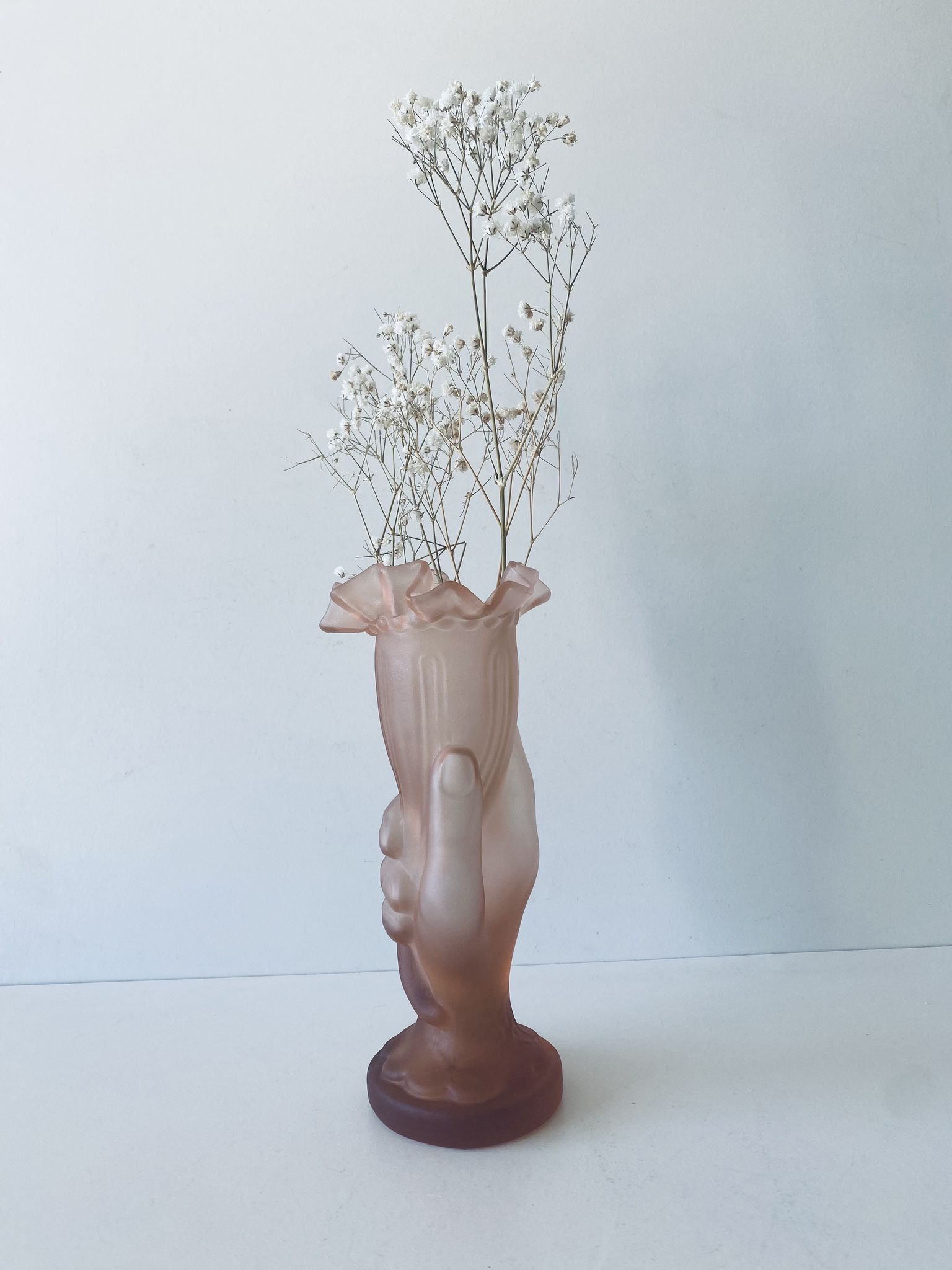 Vase Art deco en verre dépoli rose