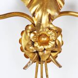 Single large 1960s Italian gilt 'Callas' leaf sconce by Hans Kögl