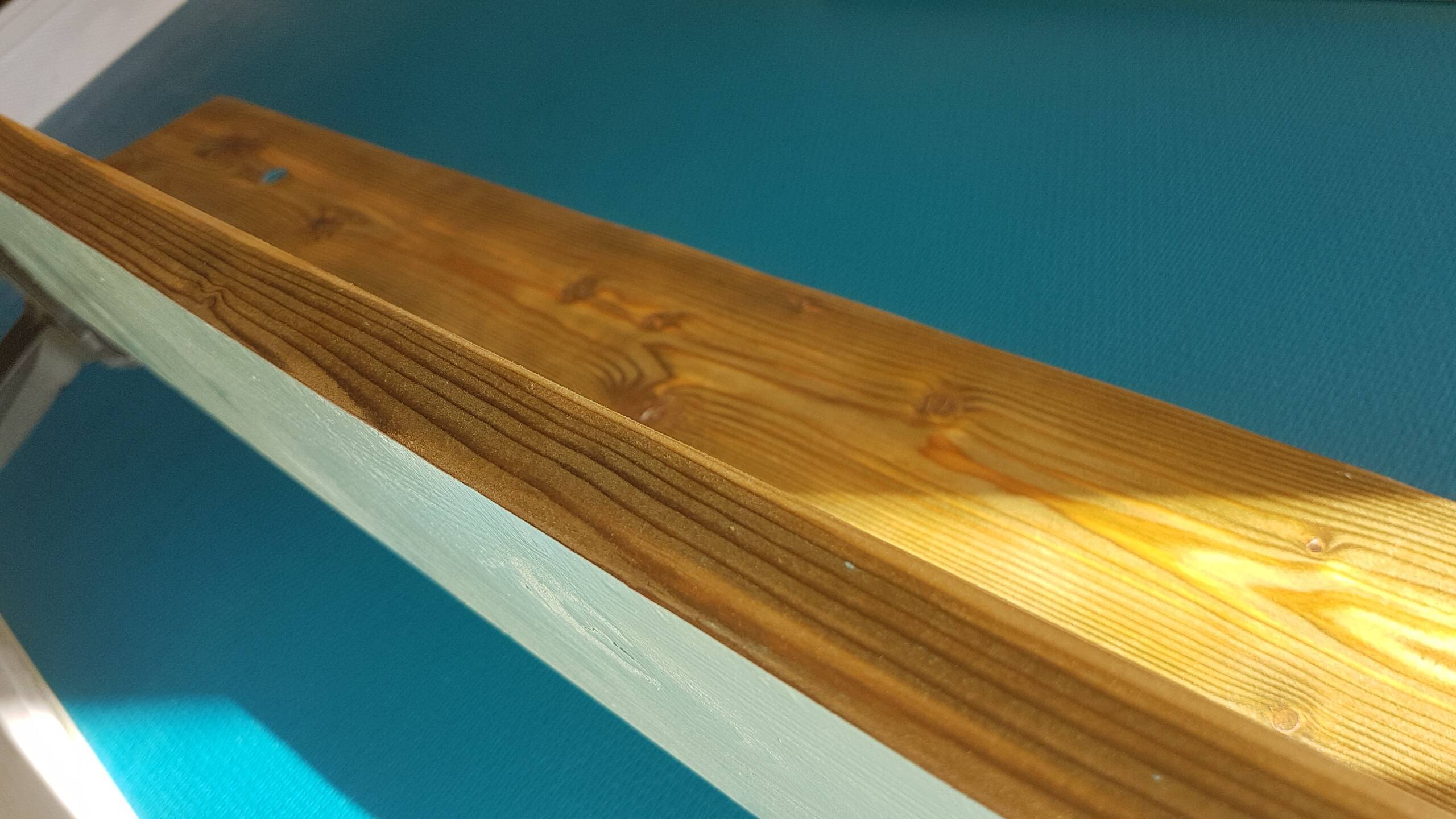 Banc d'école maternelle