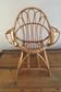 Chaise enfant en rotin, forme coquille