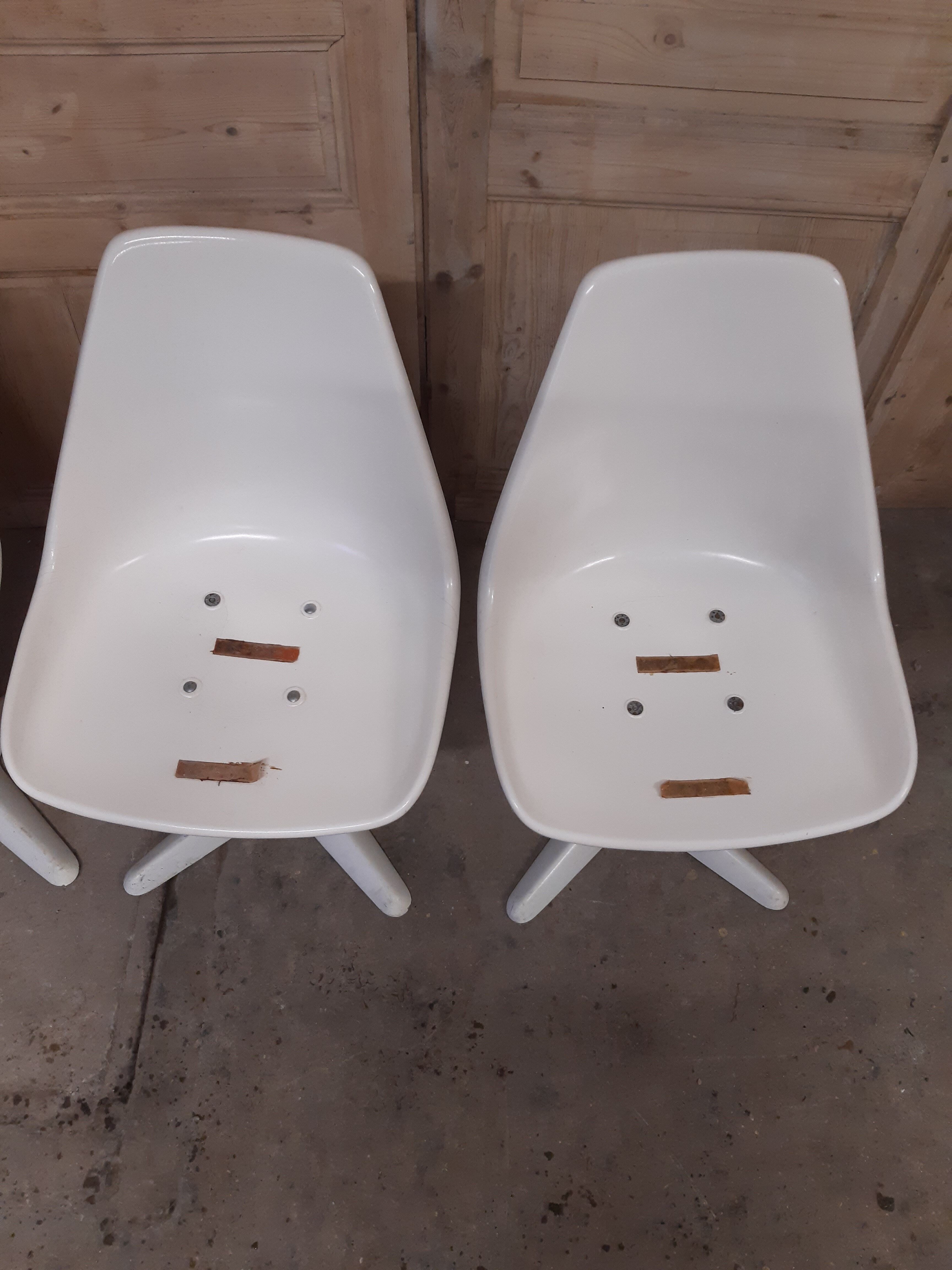 Table et chaises années 60