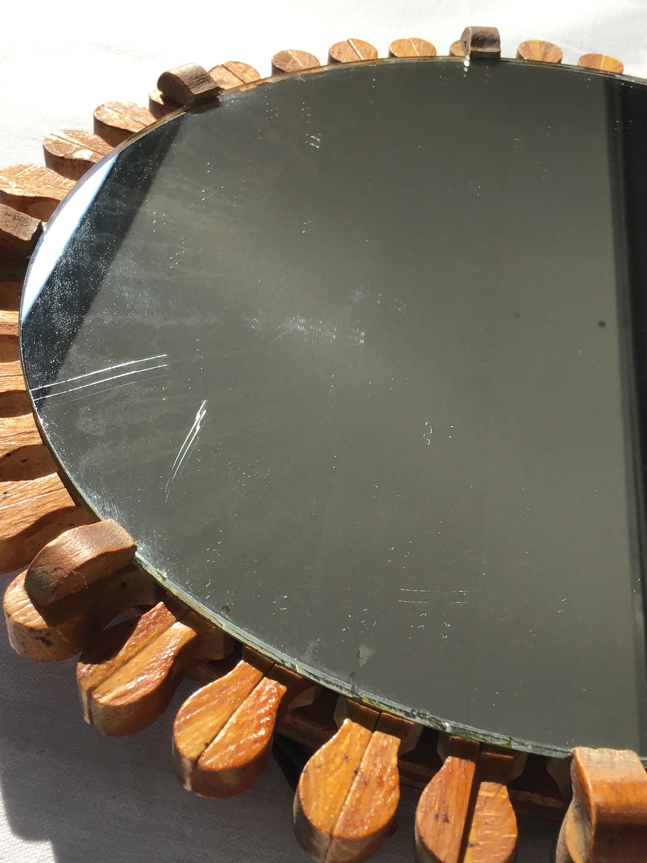 Round mirror edge handcrafted wood petals