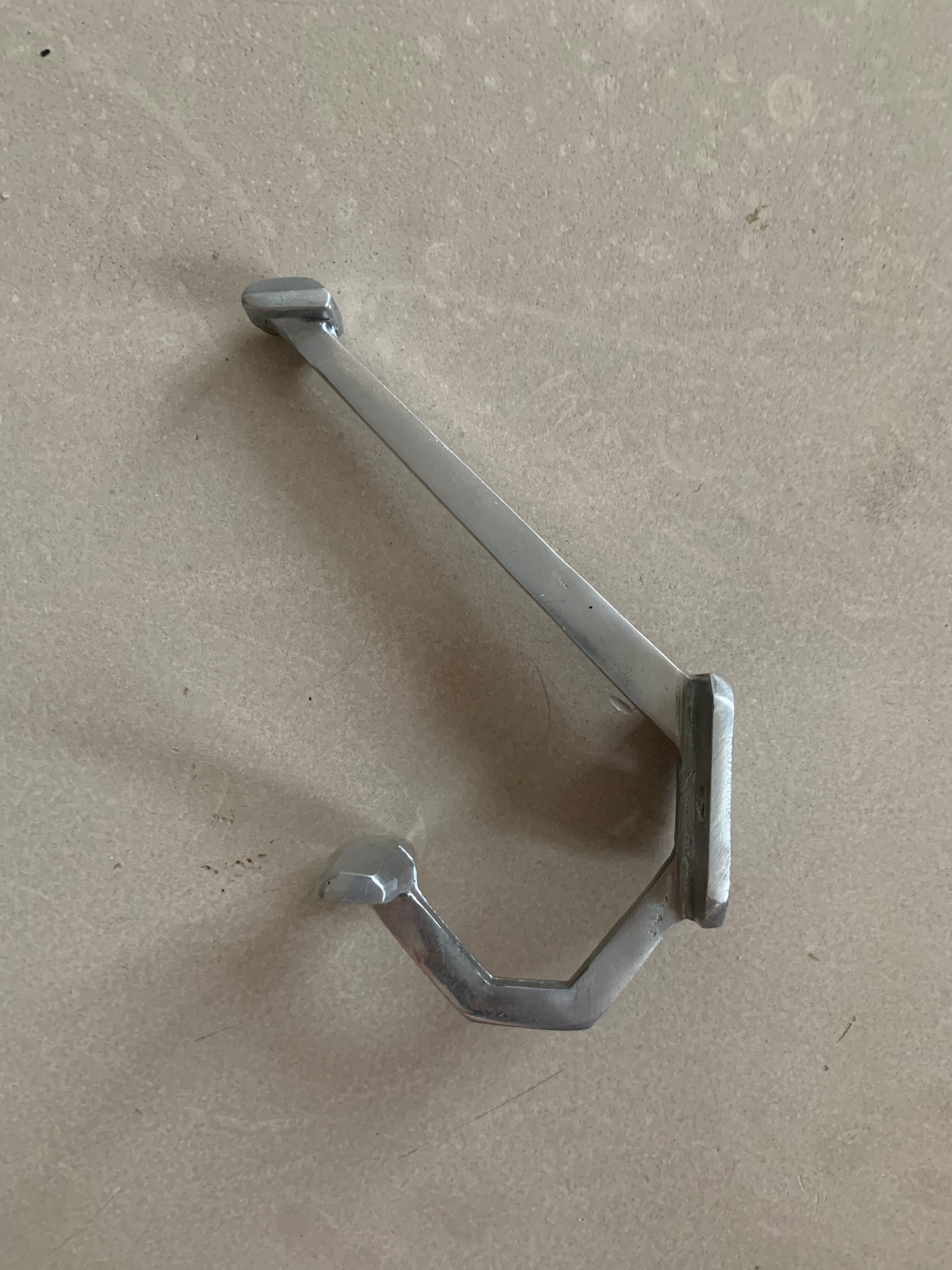 Patère double ancienne métal