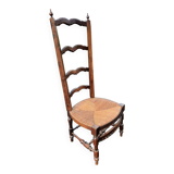 Chaise basse paillee dite chauffeuse