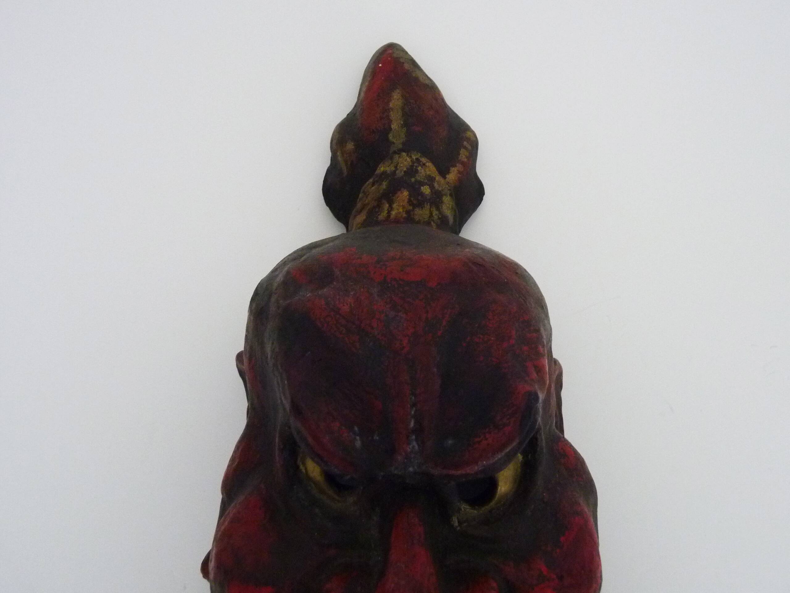 Old Japanese mask in polychrome wood. 70s 80s