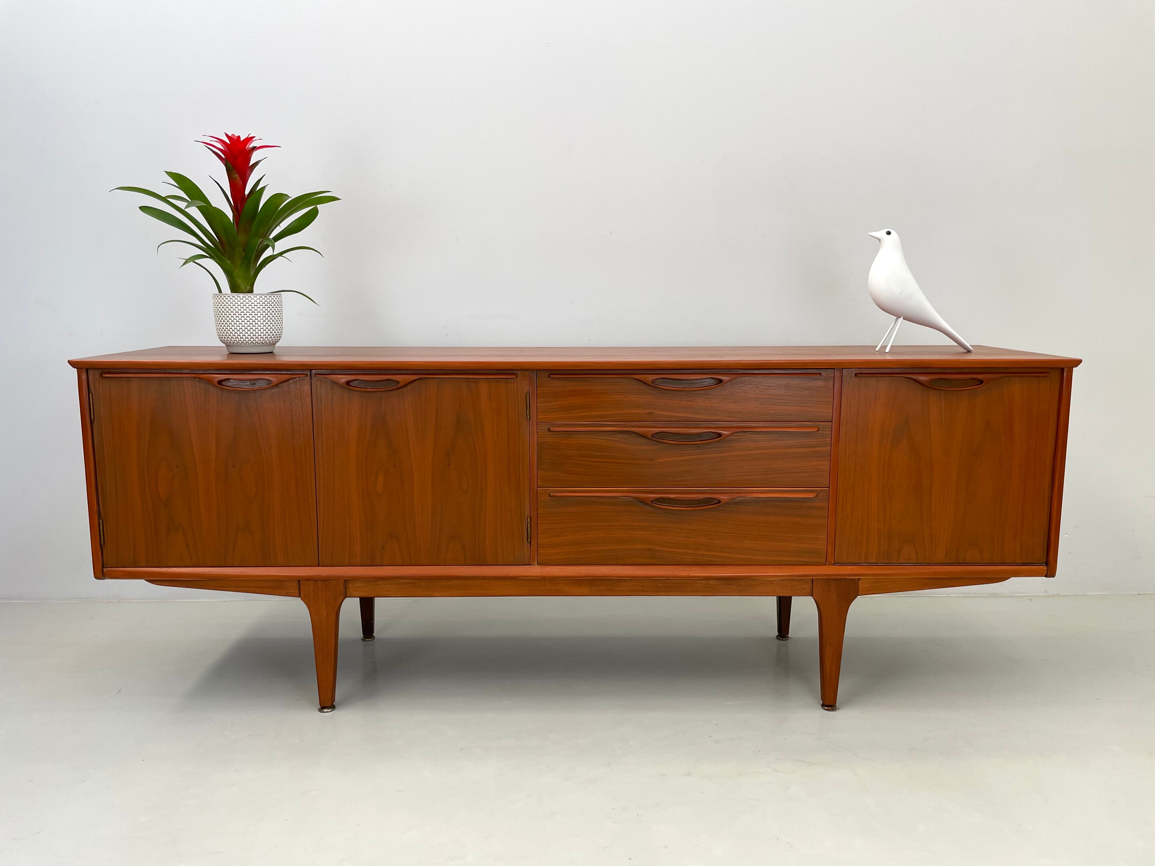Enfilade Jentique vintage années 1960
