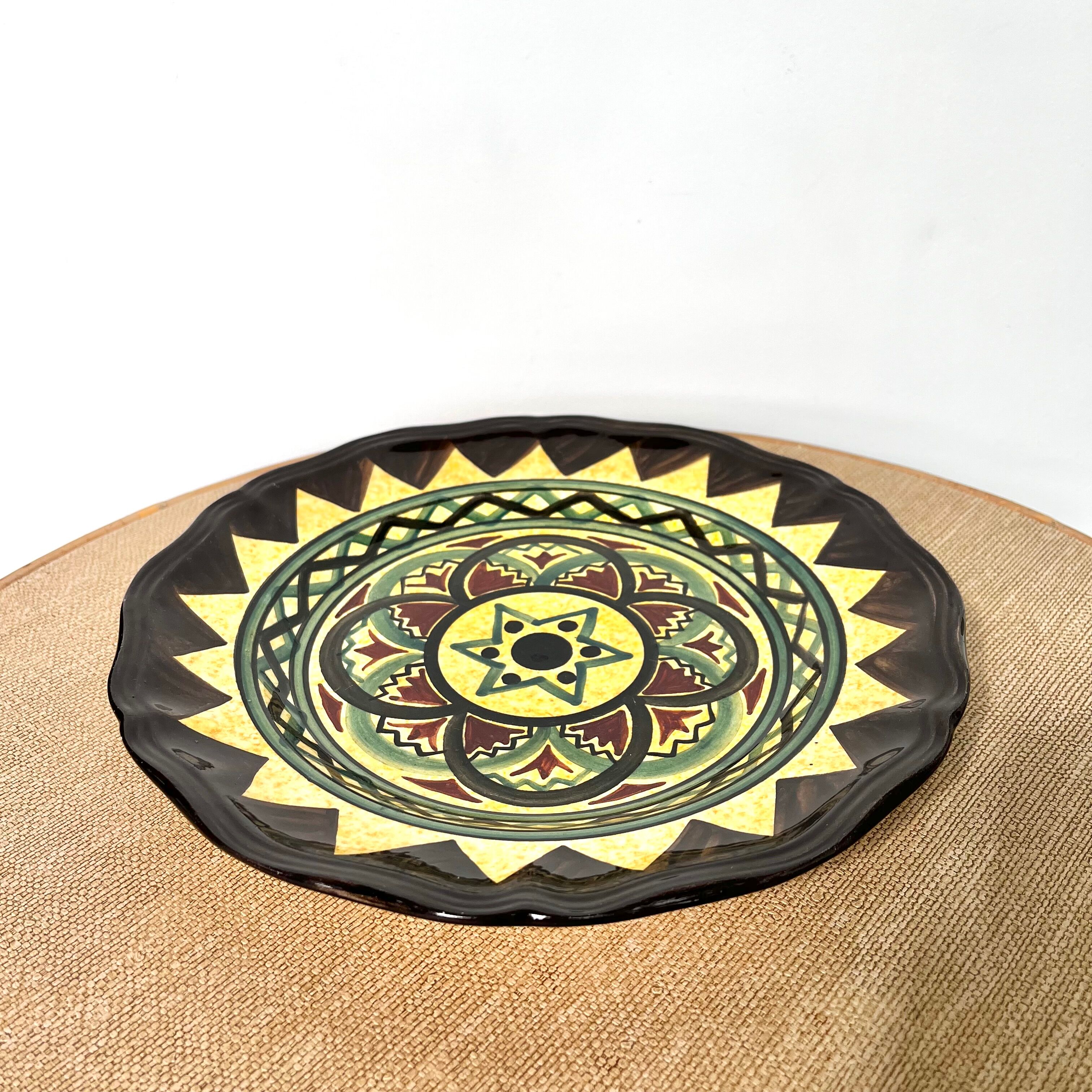 Decorative plate Faïencerie St Jean de Bretagne 1960