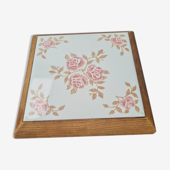 Flowered trivet