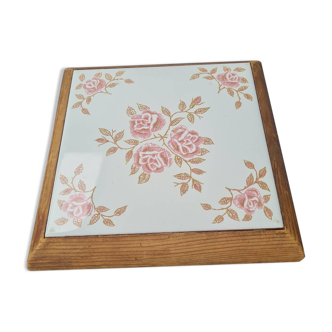 Flowered trivet