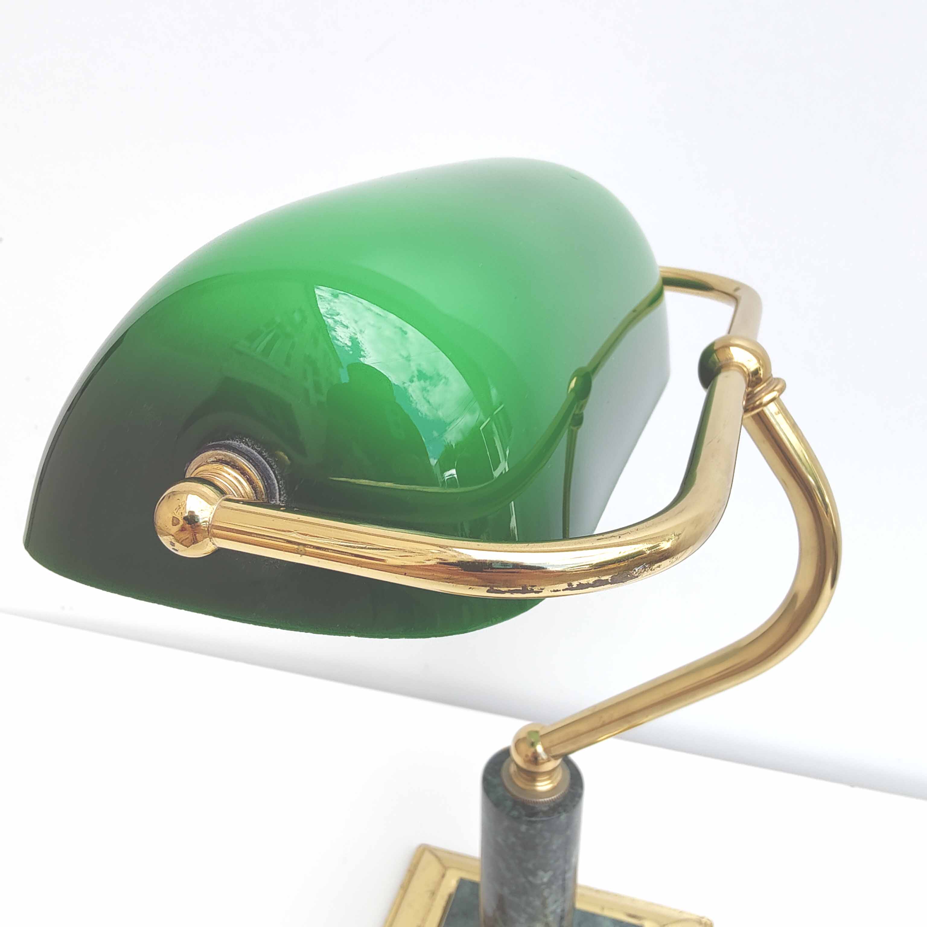 Green opaline banker lamp