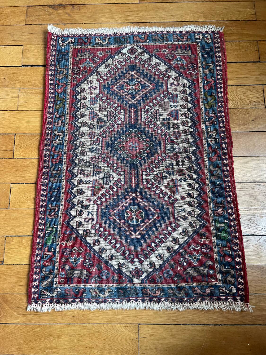 Petit tapis persan Yalameh