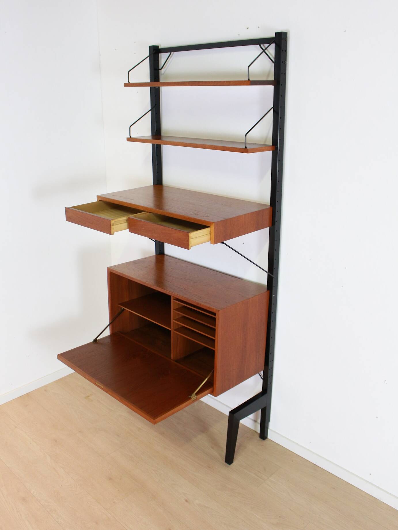 vintage freestanding wall unit – Poul Cadovius, Royal System