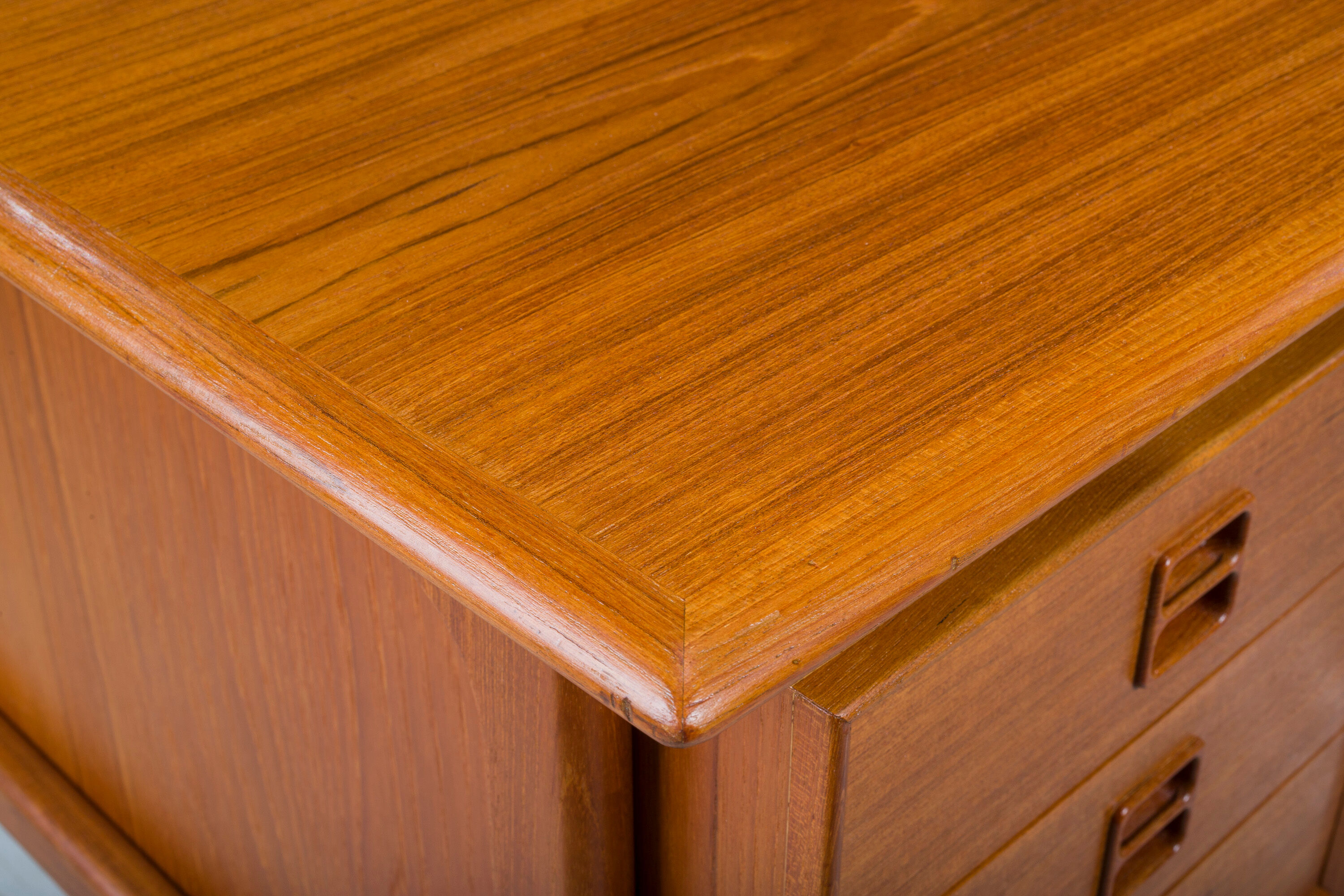 Double-Sided Teak Desk to Arne Vodder from Brouer Møbelfabrik, Denmark, 1960s