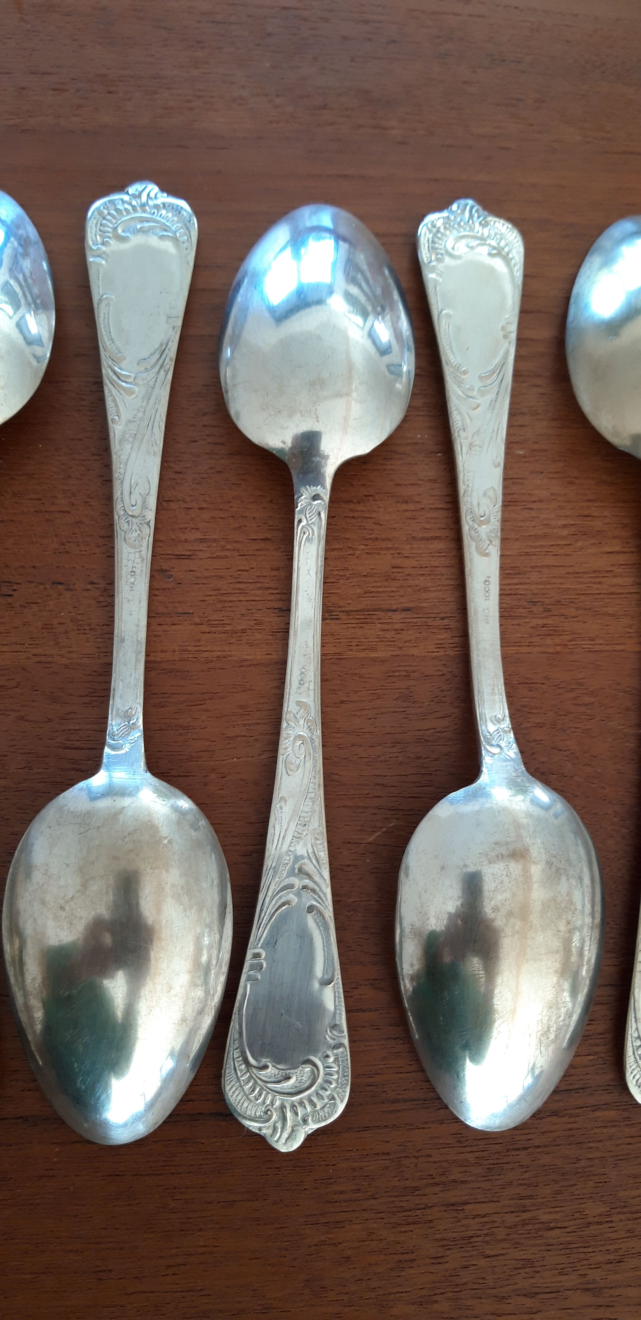 Set of silvered metal cutlery 1/1000th
