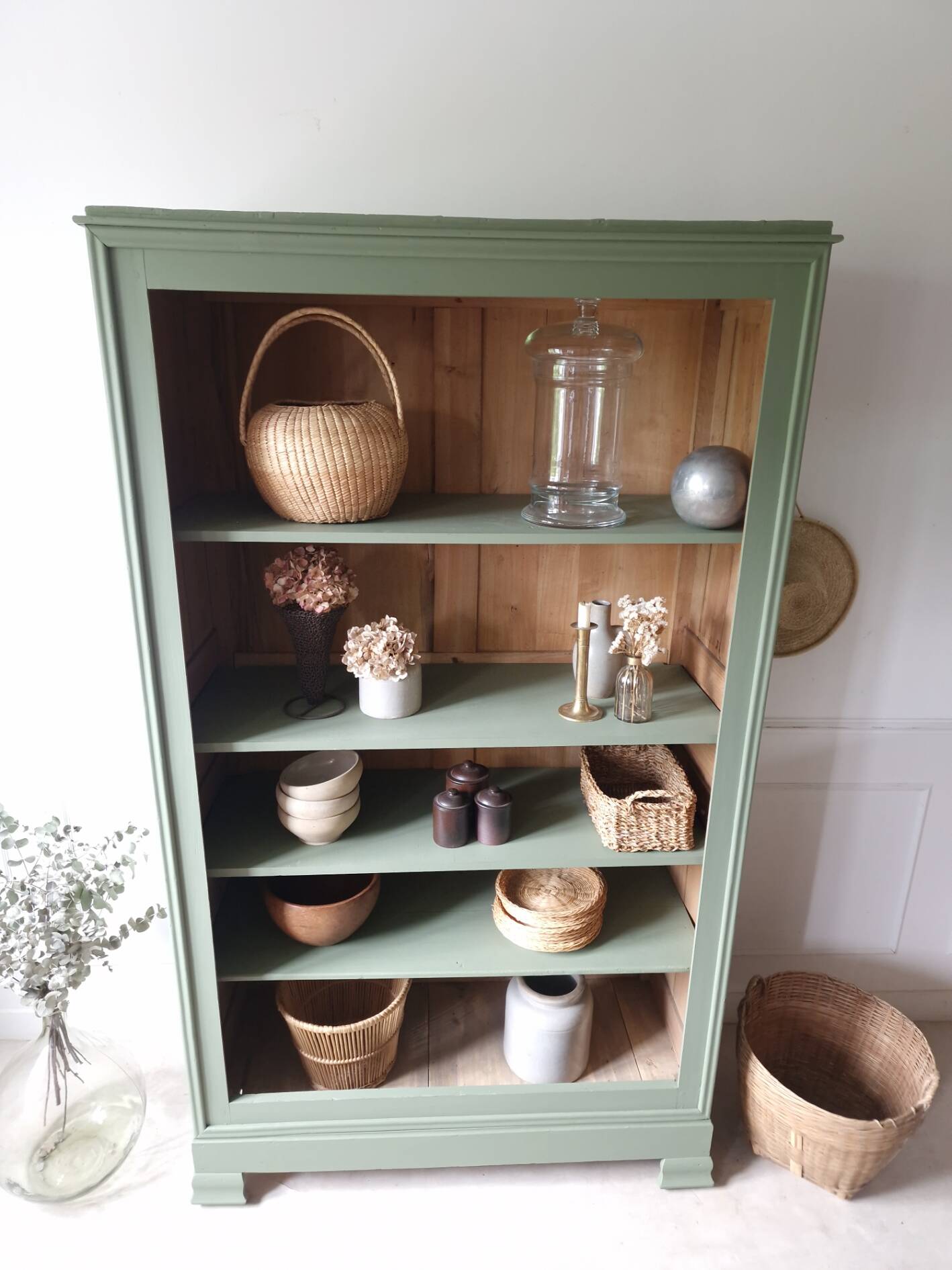Green Shelf