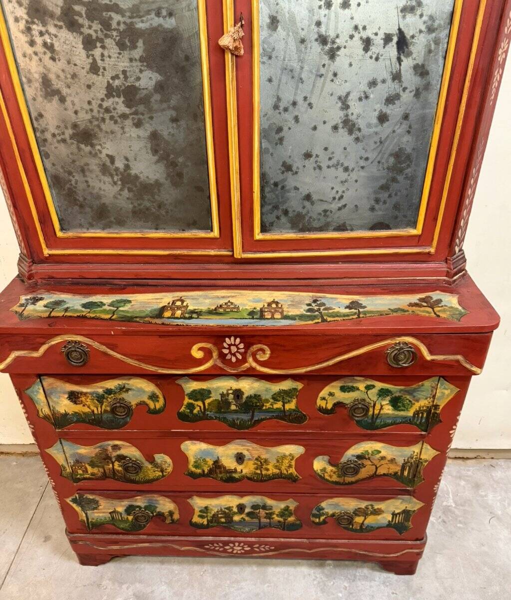 Cabinet bibliothéque Venitien style Louis XV en bois laqué
