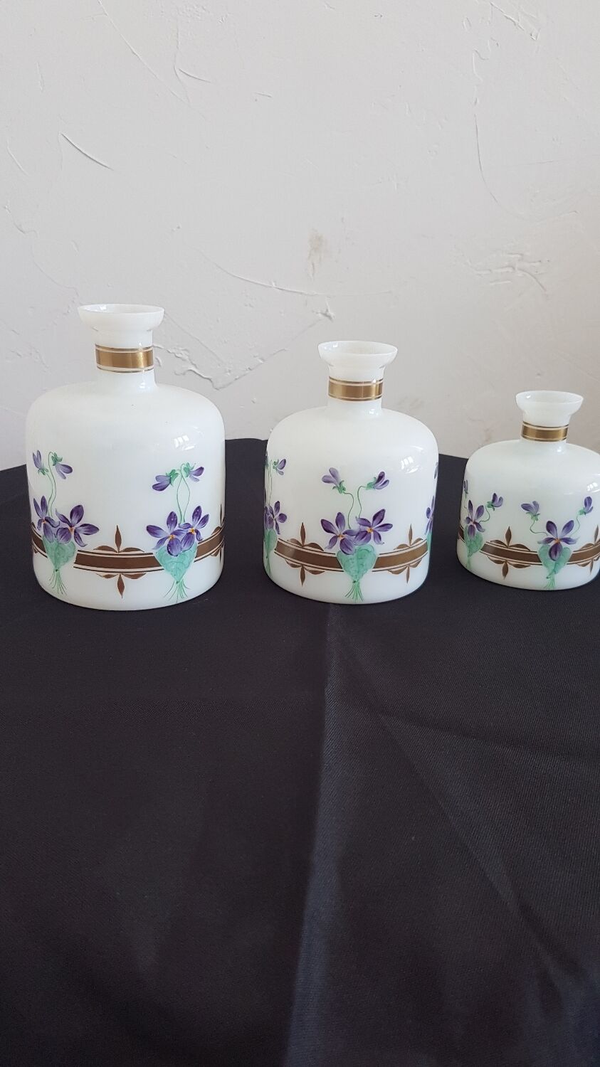 3 Muller vases