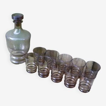 Set of 10 brown glasses and a carafe made in Belgium