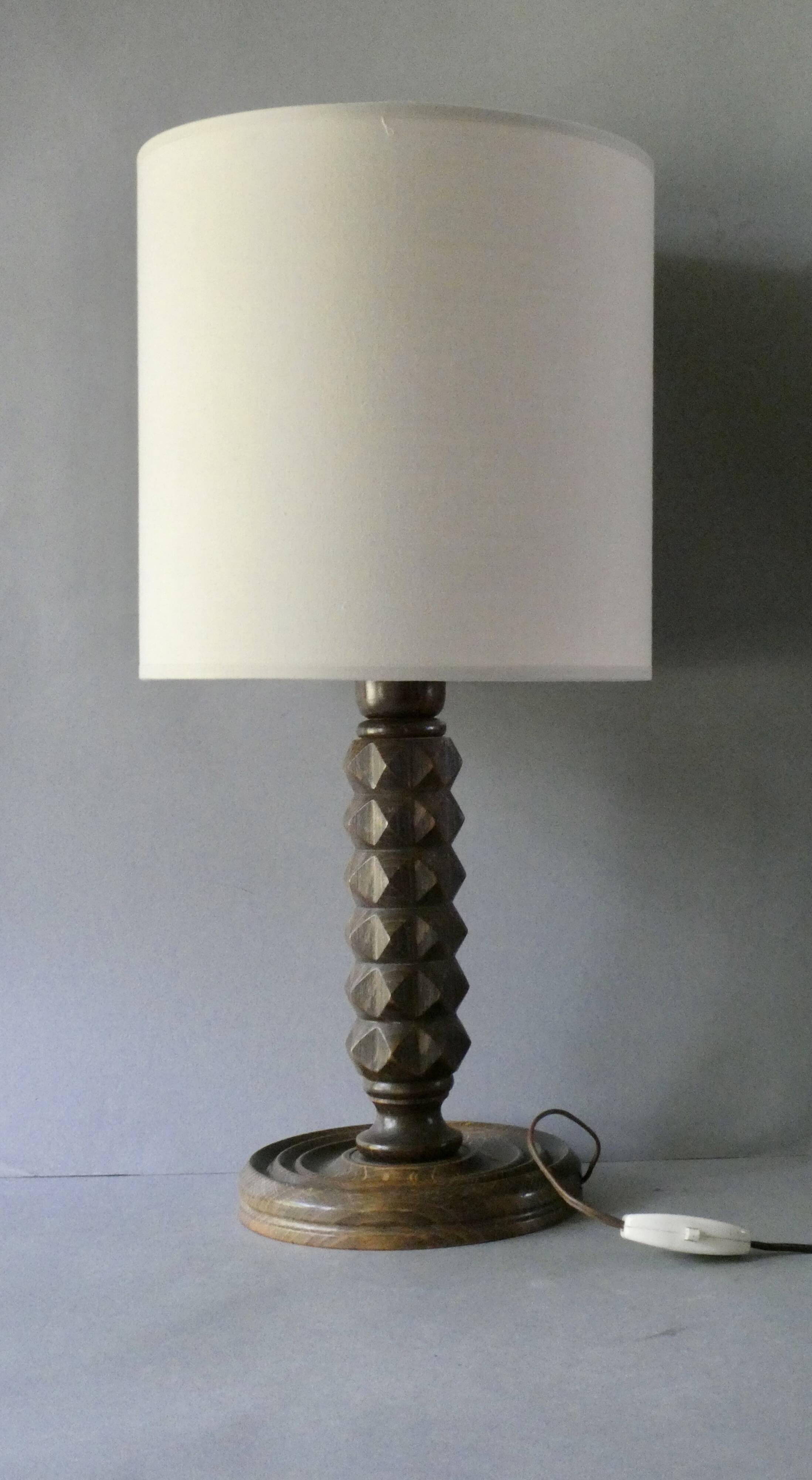 Turned wooden lamp, Charles Dudouyt style, around 1950.