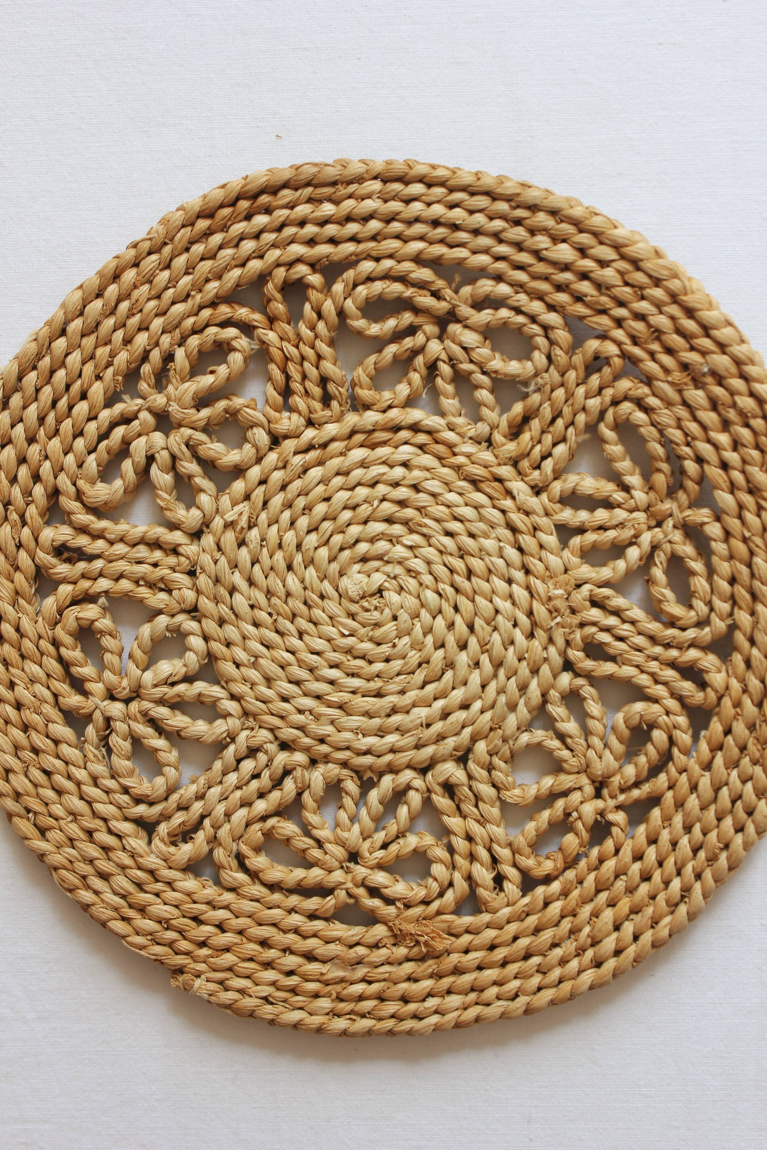 Vintage 70s braided rope table mat