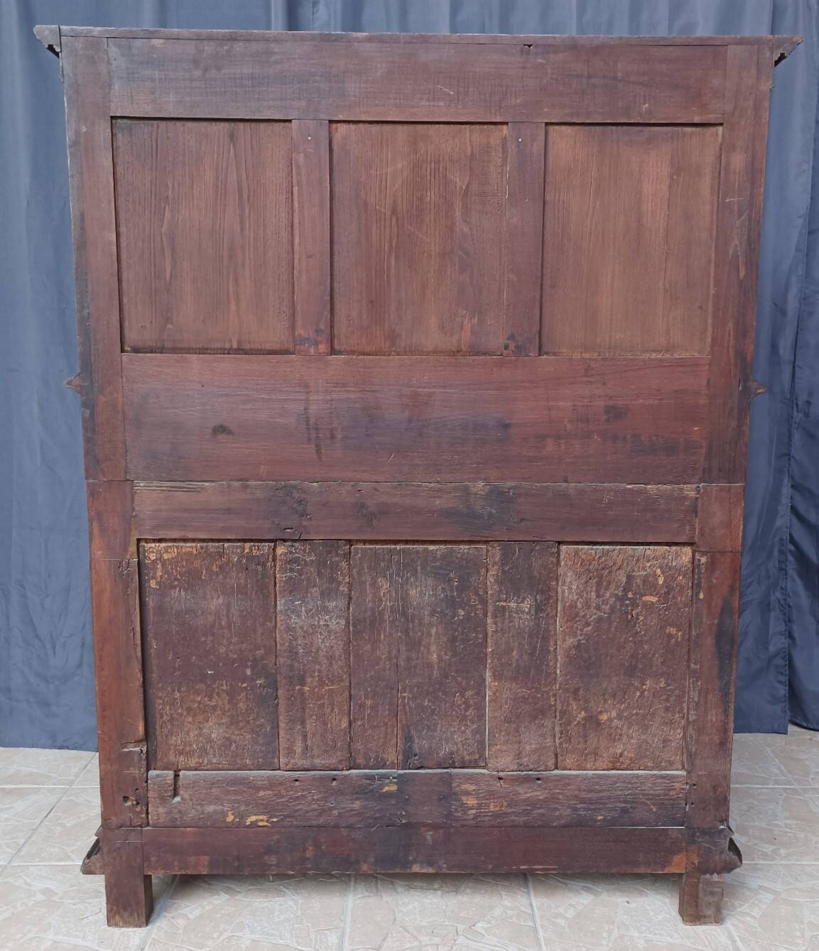 Renaissance oak carved buffet cabinet